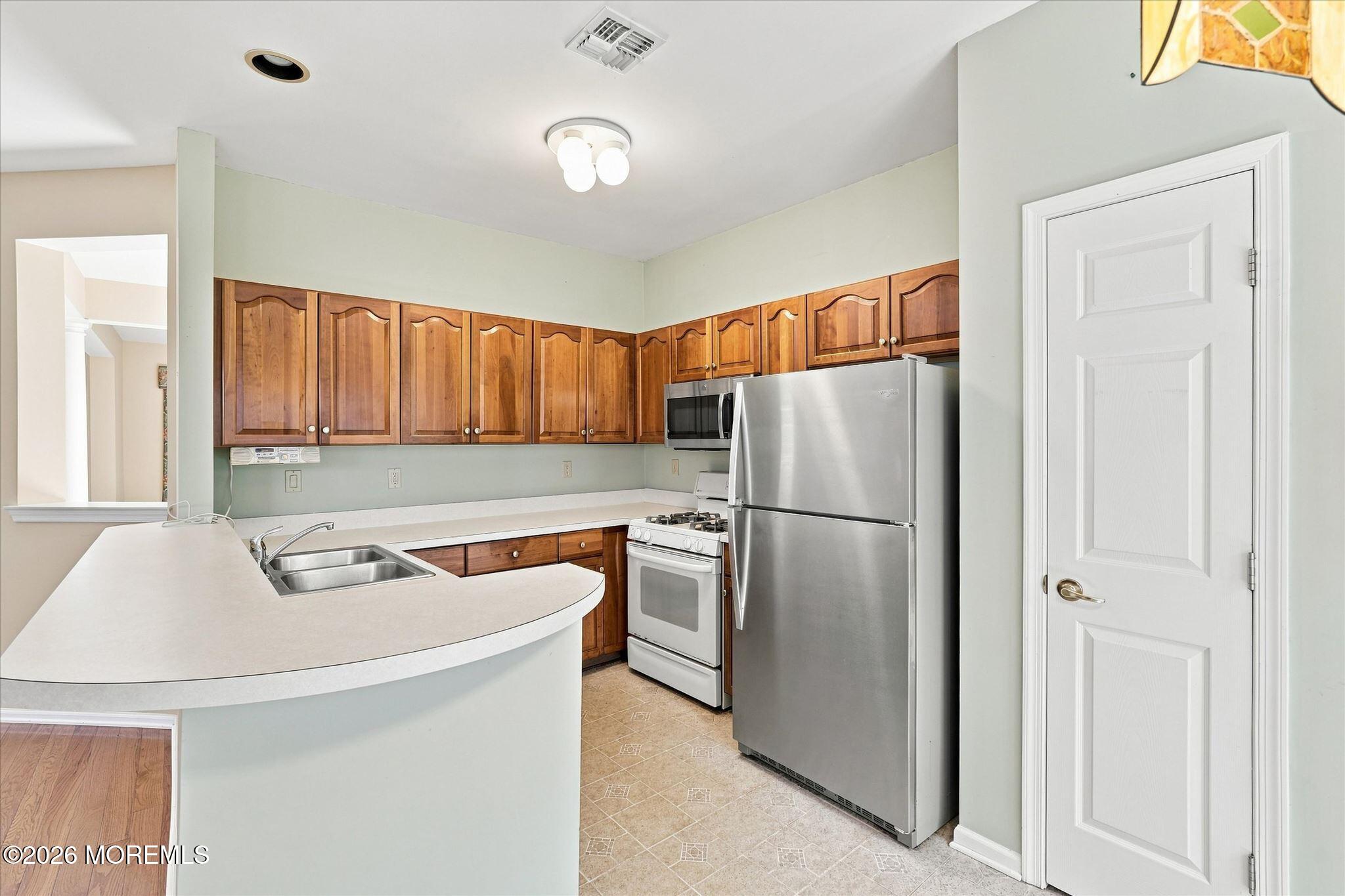 30 Fountain View Drive Barnegat NJ 08005