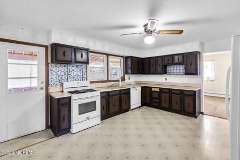 42 Sugar Maple Lane Tinton Falls NJ 07724