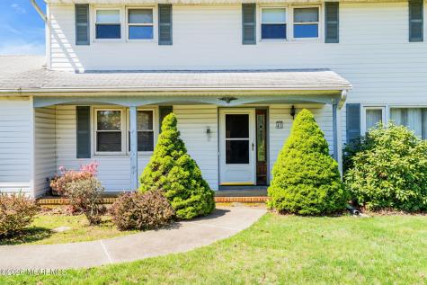 42 Sugar Maple Lane Tinton Falls NJ 07724