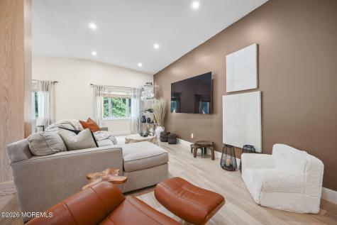 216 Parkview Terrace Lincroft NJ 07738