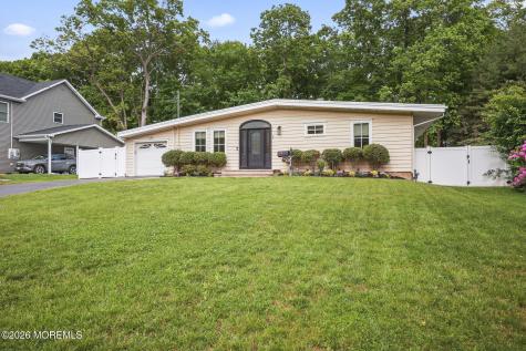 216 Parkview Terrace Lincroft NJ 07738