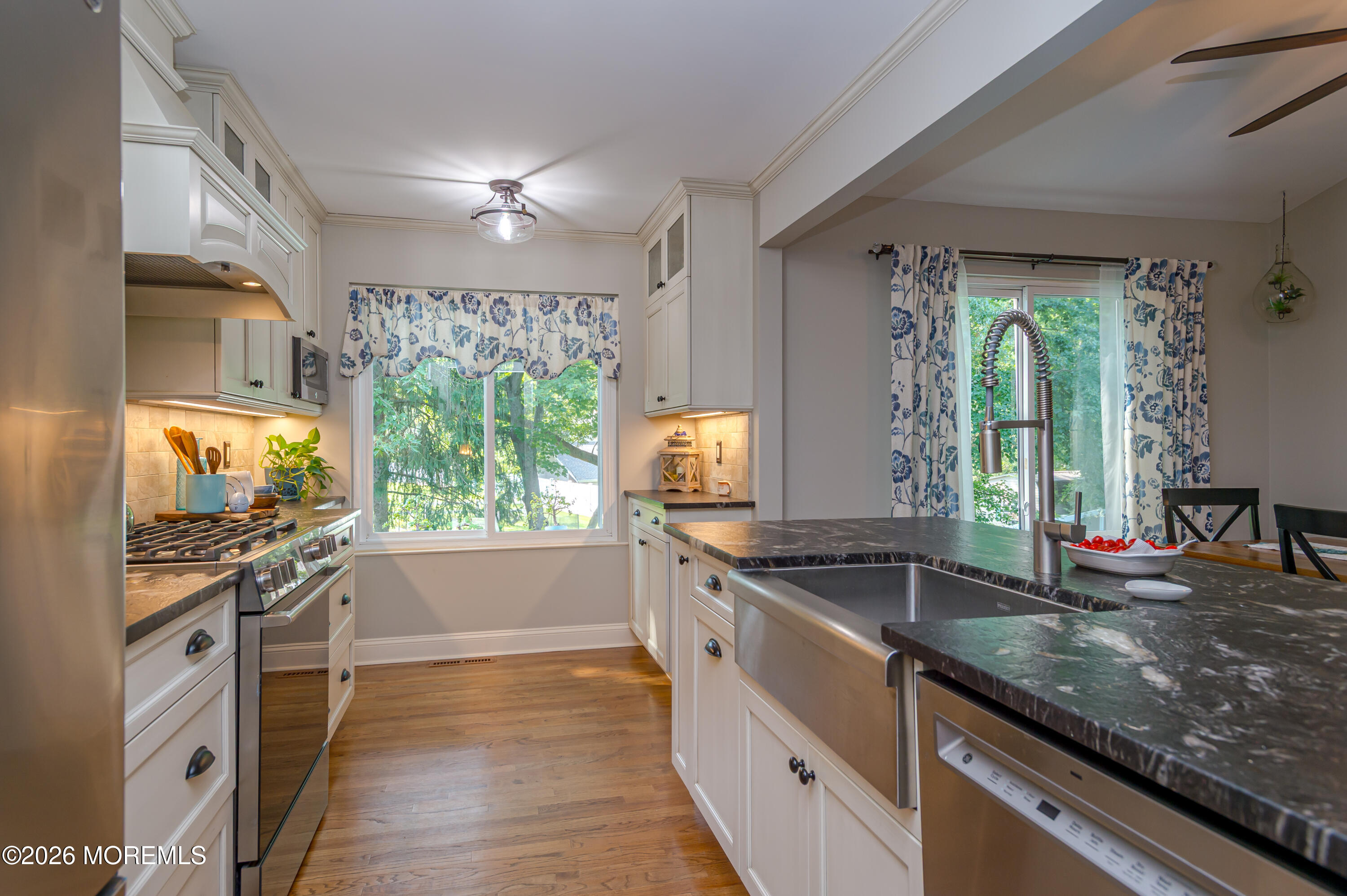 20 Eisenhower Court Matawan NJ 07747