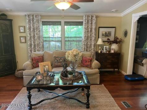 39 Hibiscus Place Jackson NJ 08527