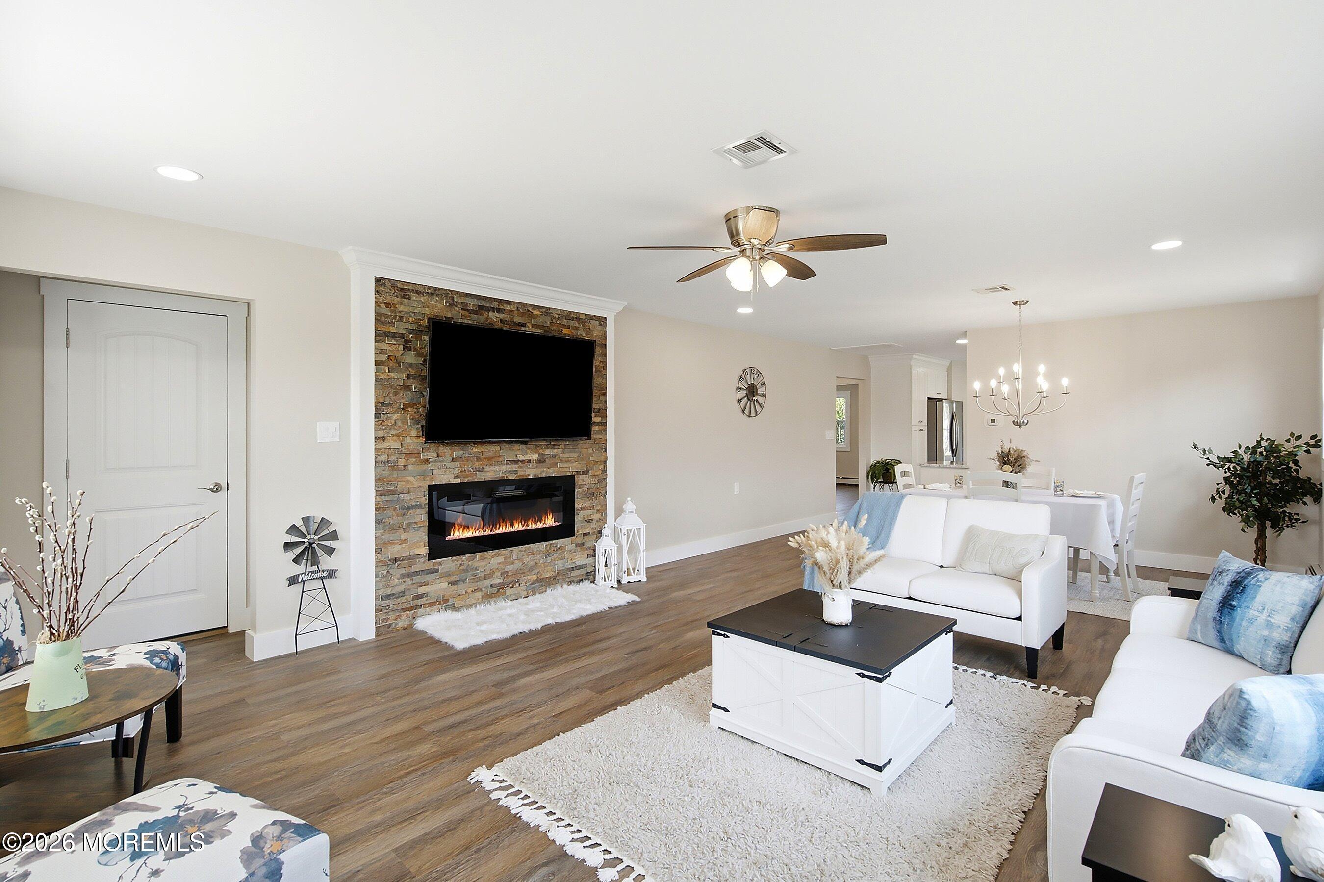 10 Seville Place Toms River NJ 08757