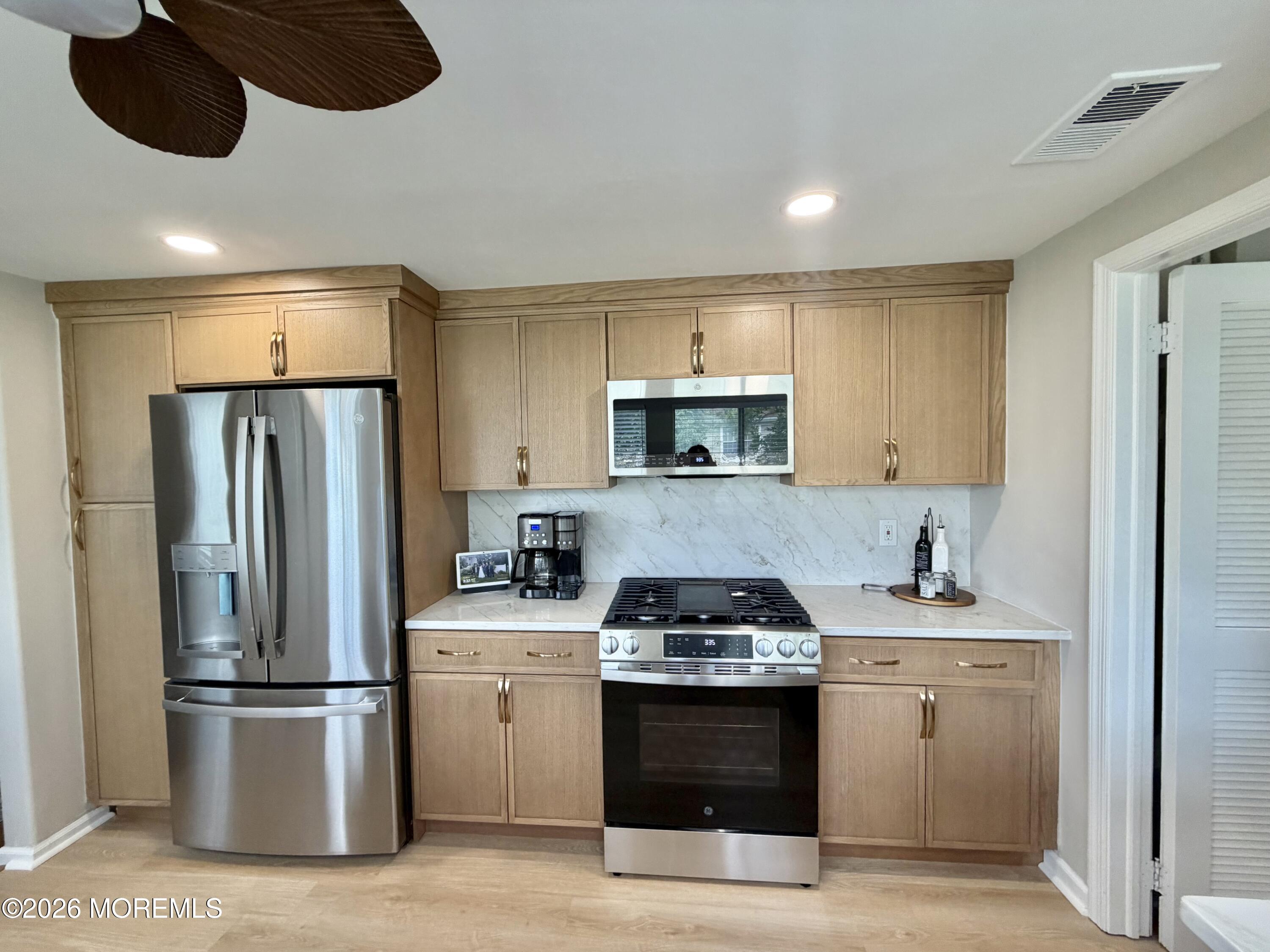 1101 Thornbury Lane Manchester NJ 08759
