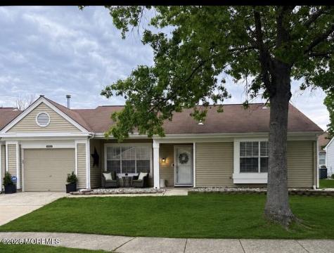1101 Thornbury Lane Manchester NJ 08759