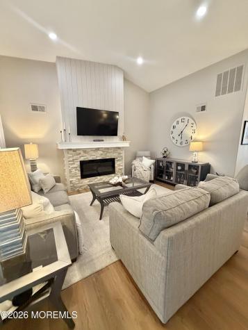 1101 Thornbury Lane Manchester NJ 08759