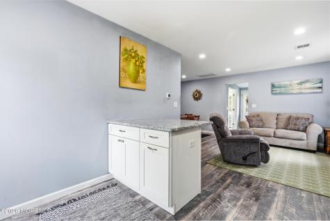 15 W Arverne Avenue Ocean Gate NJ 08740