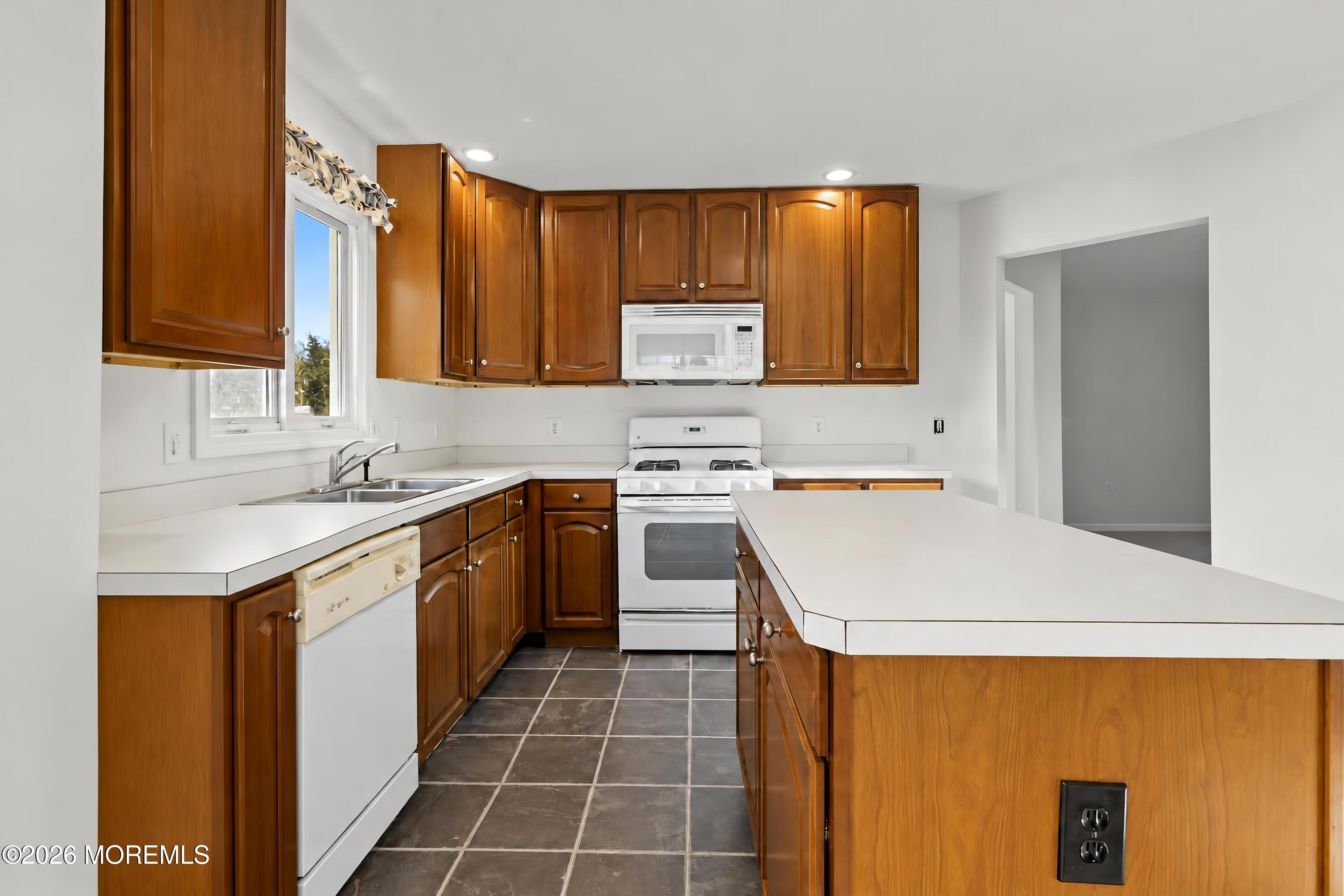 2 Pine Grove Avenue Manahawkin NJ 08050