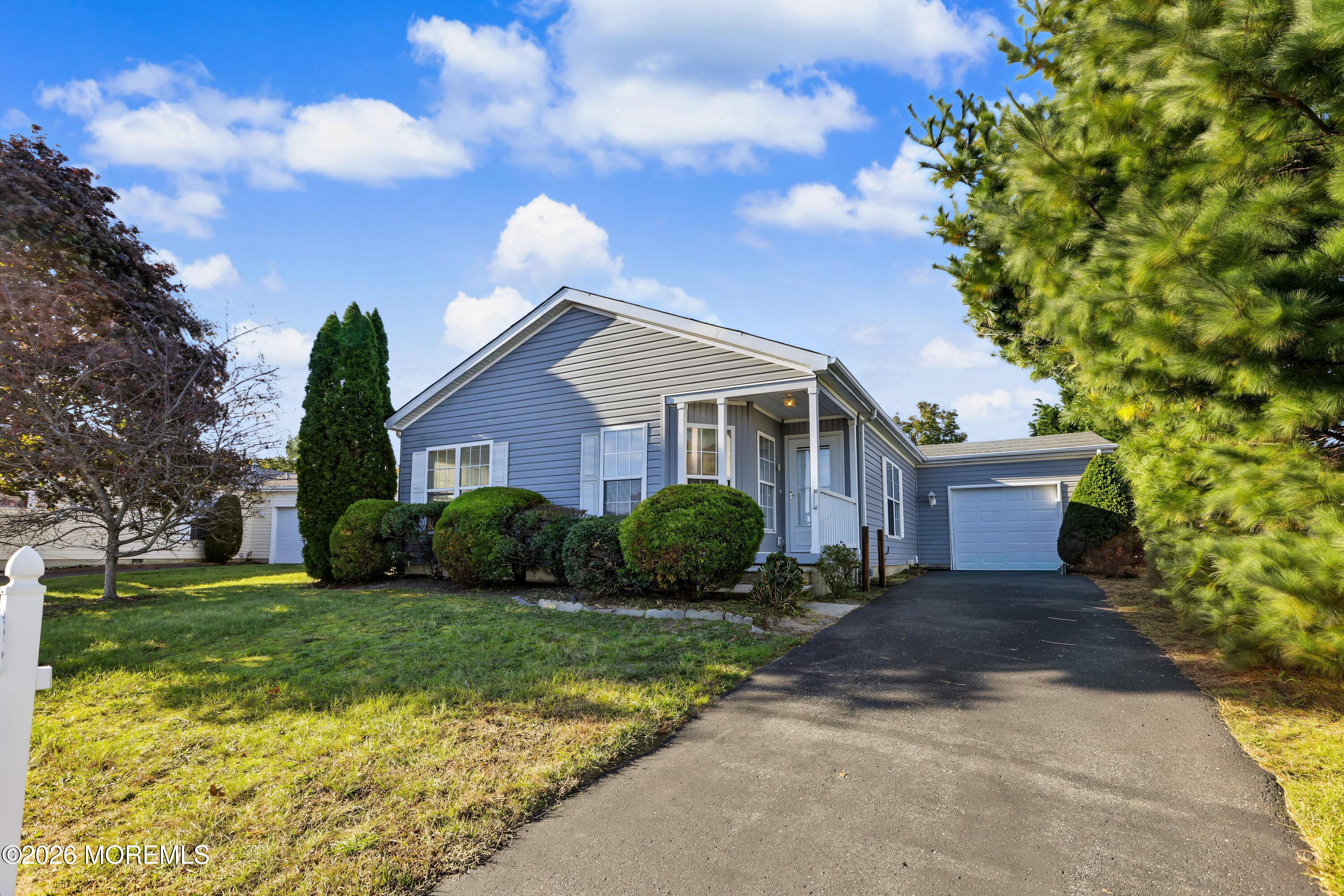 2 Pine Grove Avenue Manahawkin NJ 08050