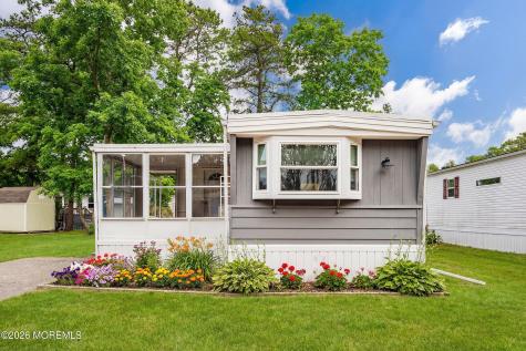 44 Woodchuck Parkway Whiting NJ 08759