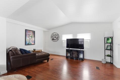 44 Woodchuck Parkway Whiting NJ 08759
