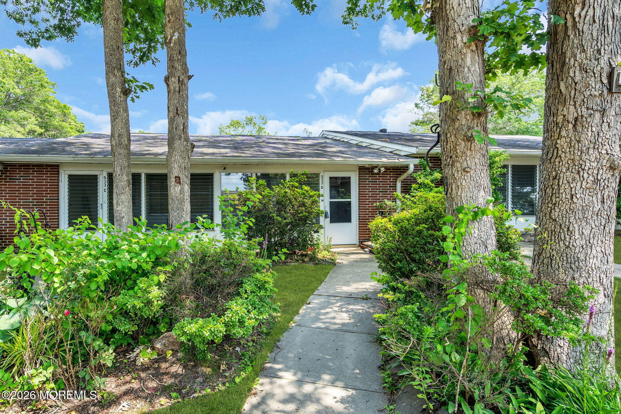533 Dartmoor Court Lakewood NJ 08701