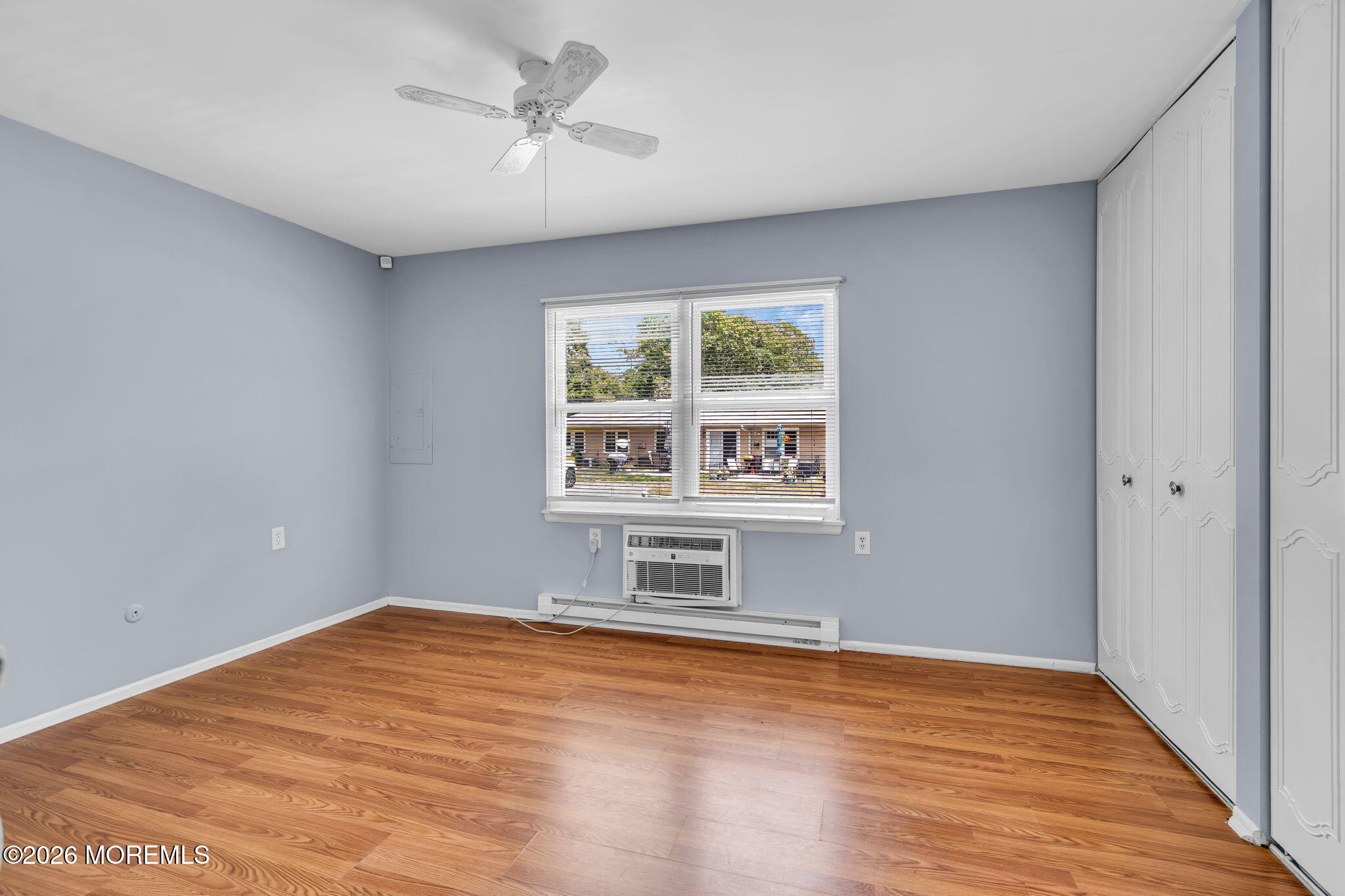533 Dartmoor Court Lakewood NJ 08701
