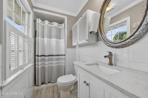 77 Wellington Road Freehold NJ 07728