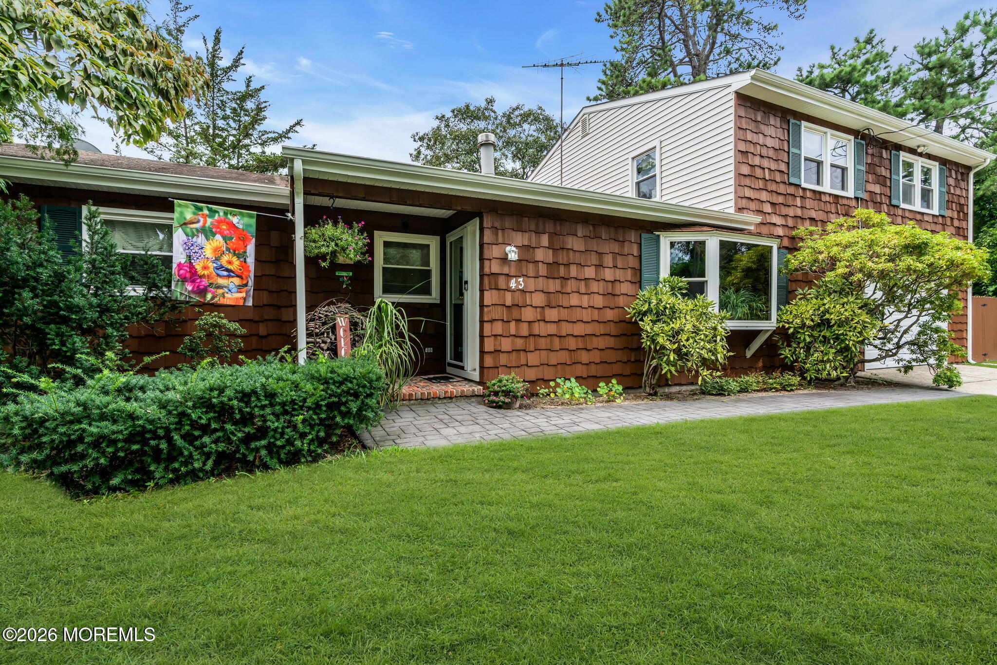 43 Railroad Avenue Beachwood NJ 08722