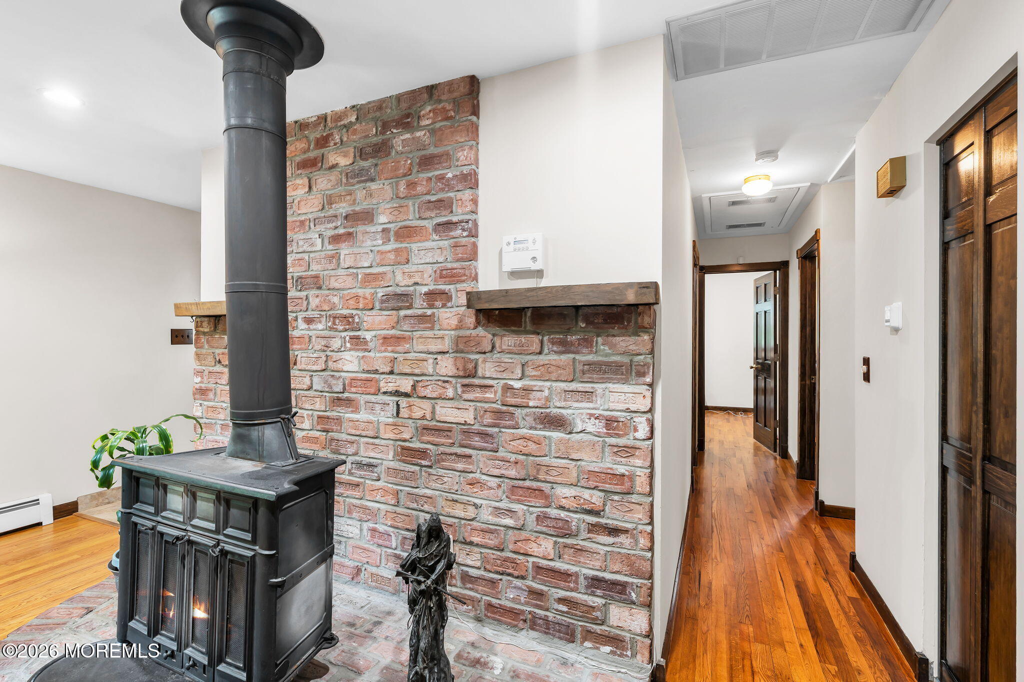 43 Railroad Avenue Beachwood NJ 08722