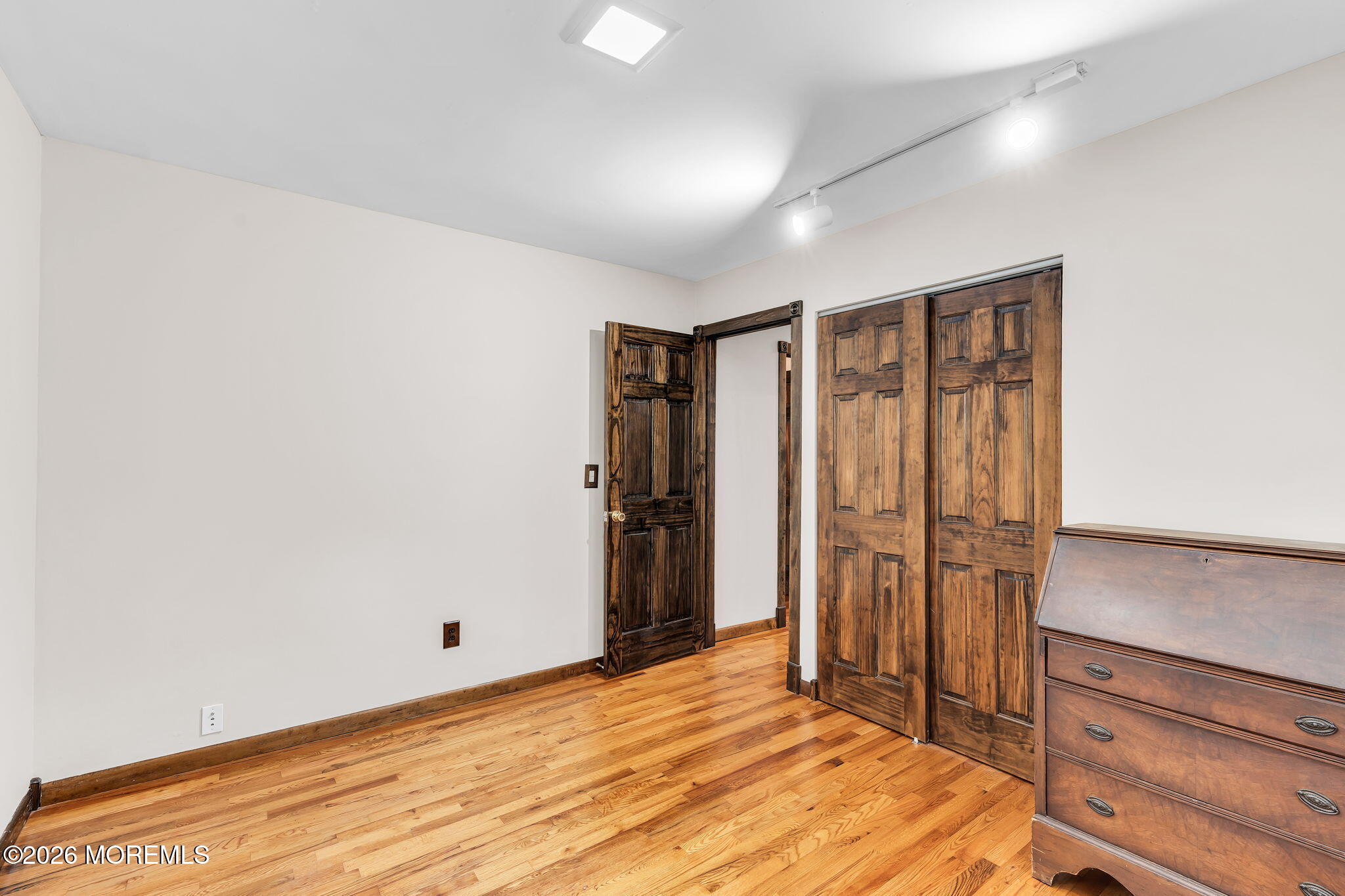 43 Railroad Avenue Beachwood NJ 08722