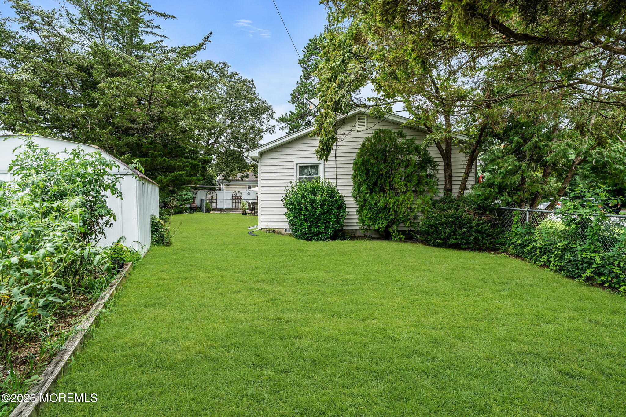 43 Railroad Avenue Beachwood NJ 08722