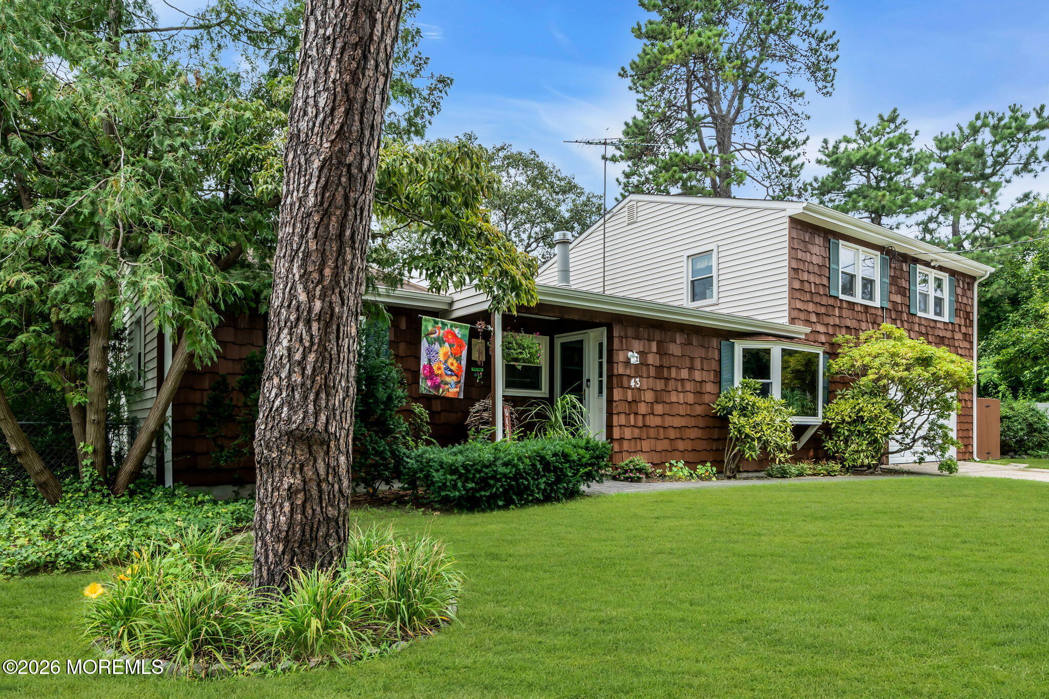 43 Railroad Avenue Beachwood NJ 08722