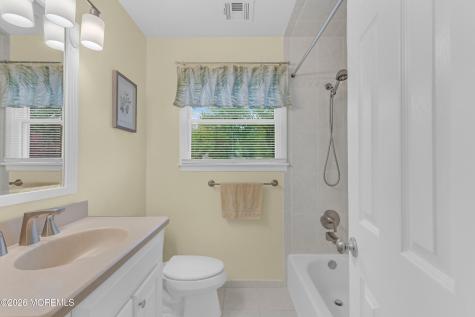 34 Millbrook Drive Middletown NJ 07748