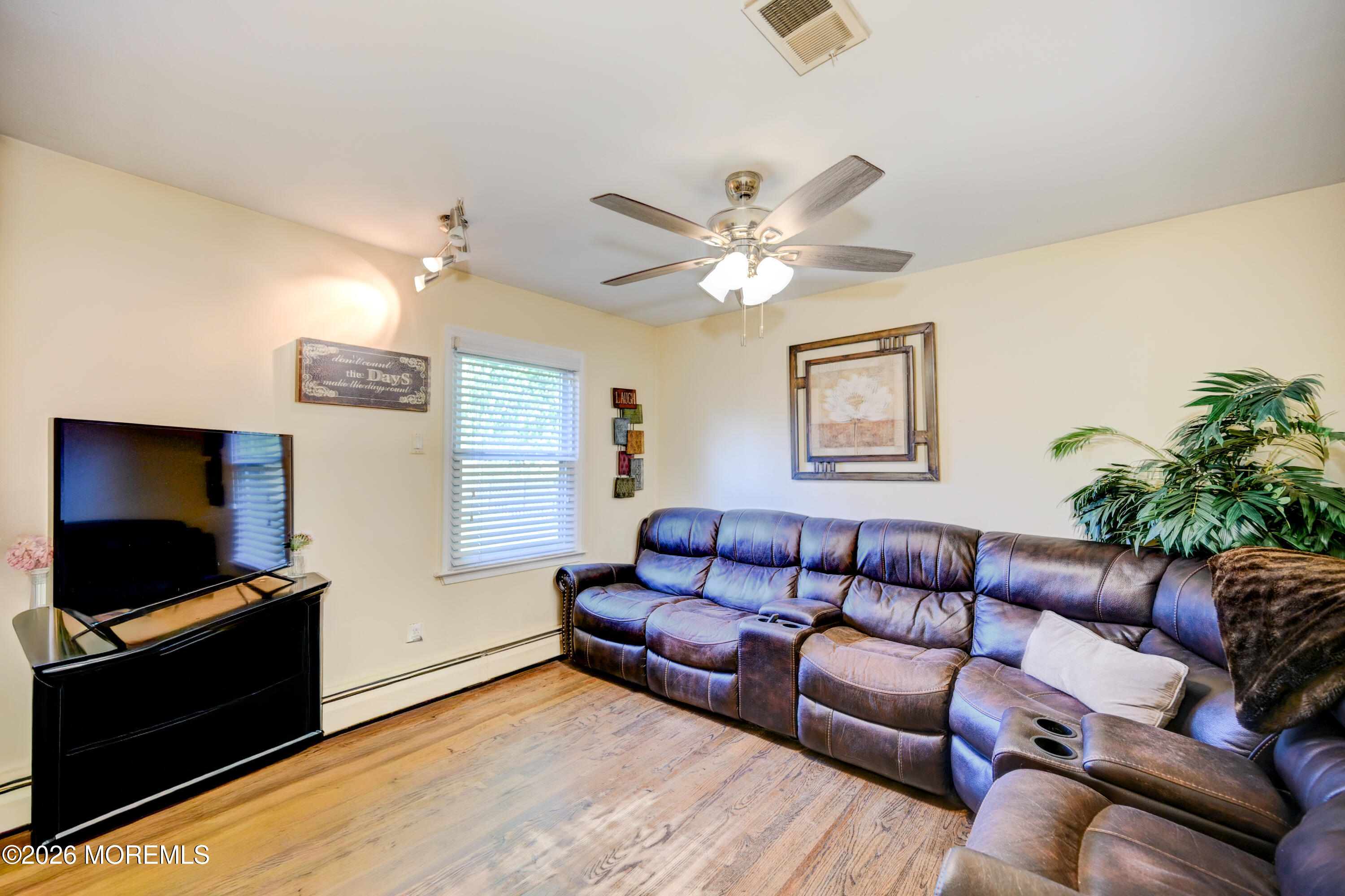 6 Jefferson Court Freehold NJ 07728