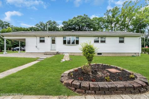 733 Harmony Road North Middletown NJ 07748