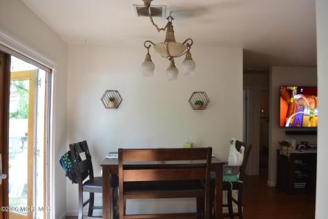 31 Chestnut Way Circle Barnegat NJ 08005