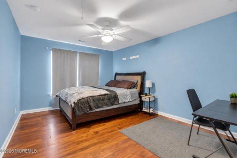 8 Cabin Brook Crescent Crest Manchester NJ 08759