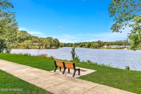39M Cambridge Court Lakewood NJ 08701