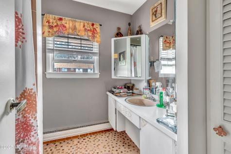 39M Cambridge Court Lakewood NJ 08701