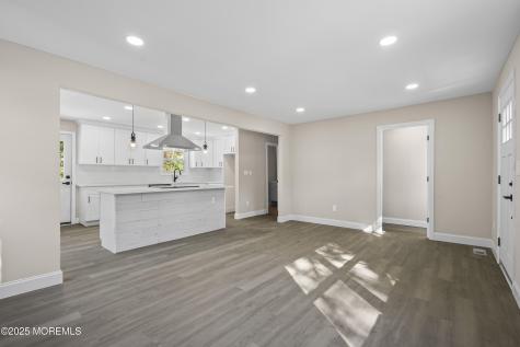 393 E Millstream Road Cream Ridge NJ 08514