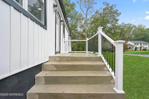 393 E Millstream Road Cream Ridge NJ 08514