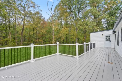 393 E Millstream Road Cream Ridge NJ 08514
