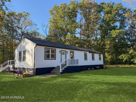 393 E Millstream Road Cream Ridge NJ 08514