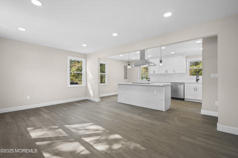 393 E Millstream Road Cream Ridge NJ 08514