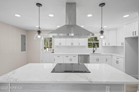 393 E Millstream Road Cream Ridge NJ 08514