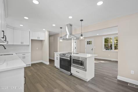 393 E Millstream Road Cream Ridge NJ 08514