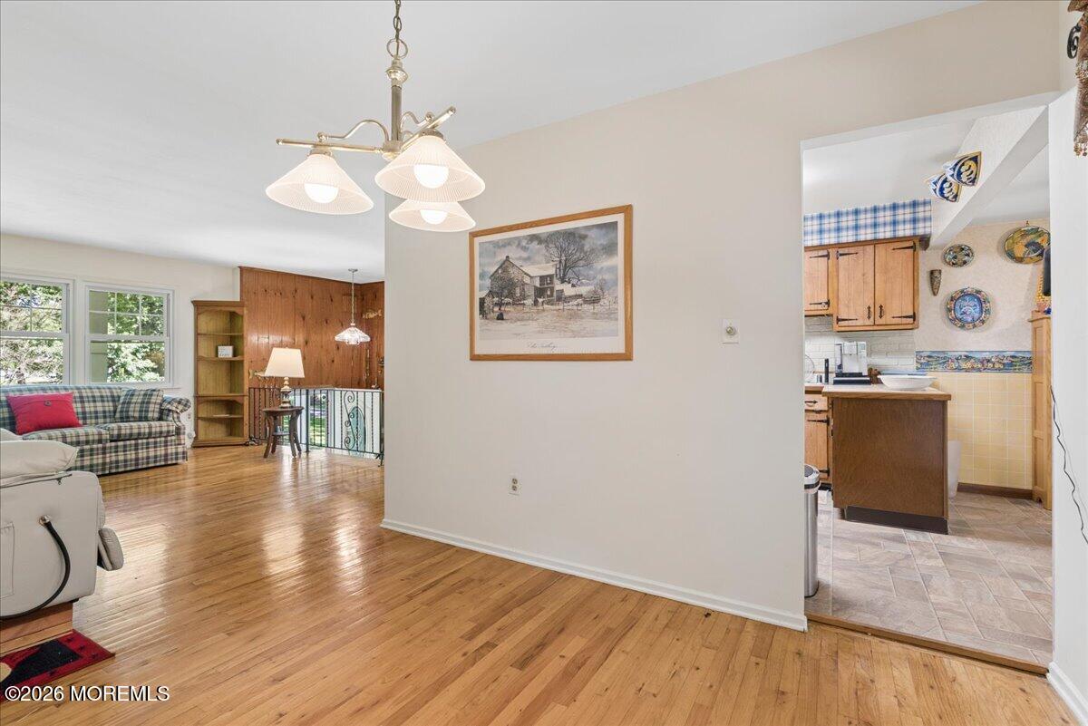 16 Coventry Court Manalapan NJ 07726