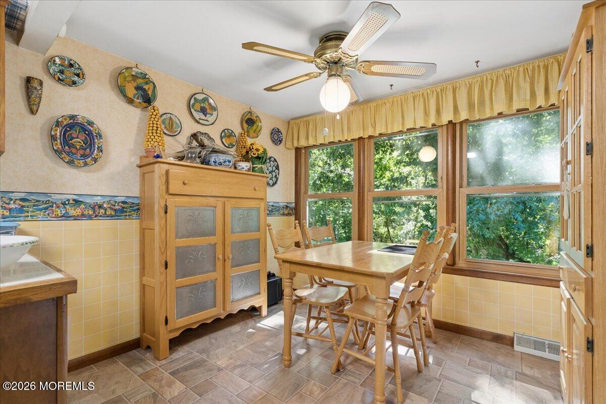 16 Coventry Court Manalapan NJ 07726
