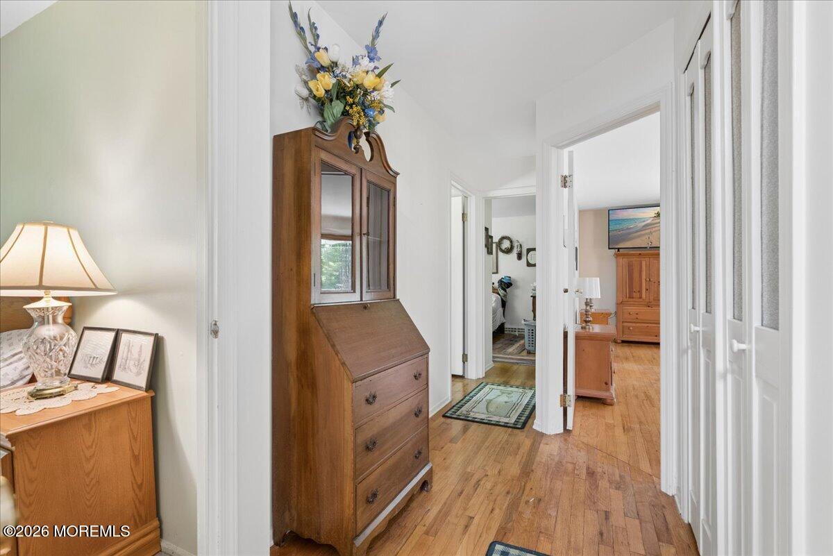 16 Coventry Court Manalapan NJ 07726