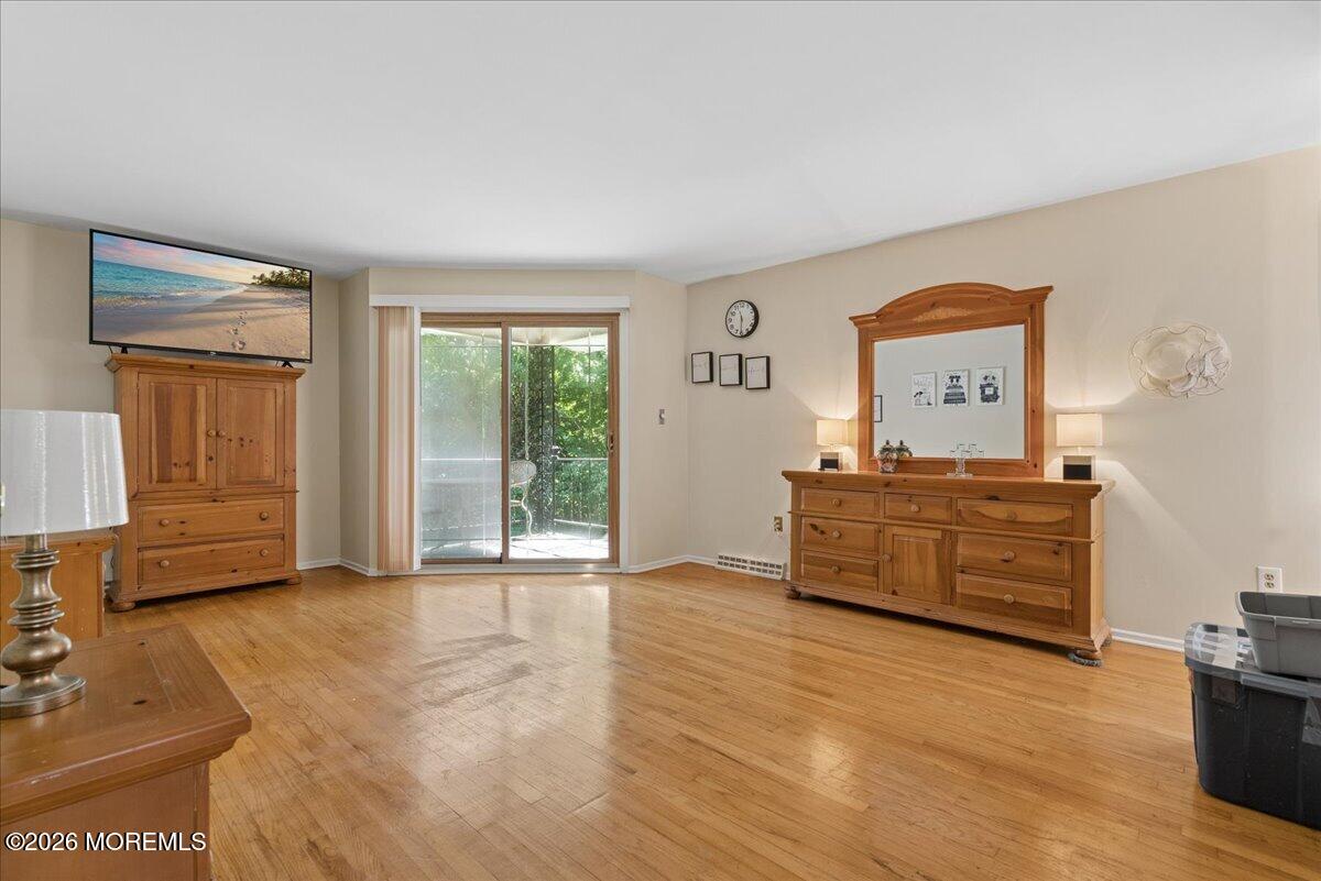 16 Coventry Court Manalapan NJ 07726