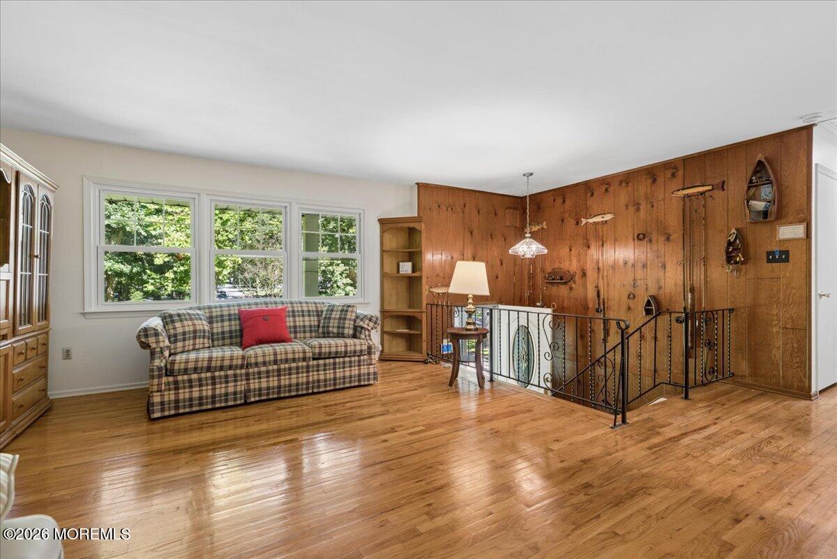 16 Coventry Court Manalapan NJ 07726
