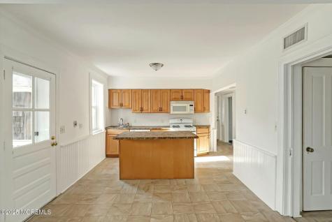 551 East Avenue Bay Head NJ 08742