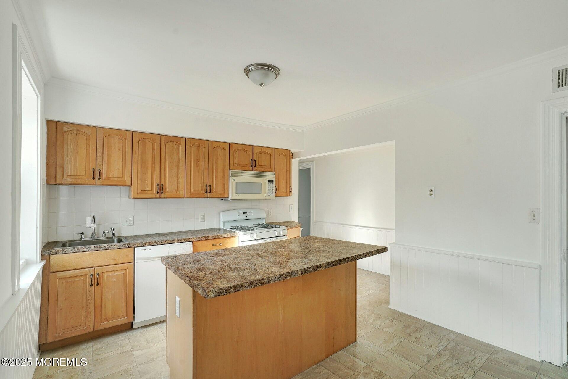 551 East Avenue Bay Head NJ 08742