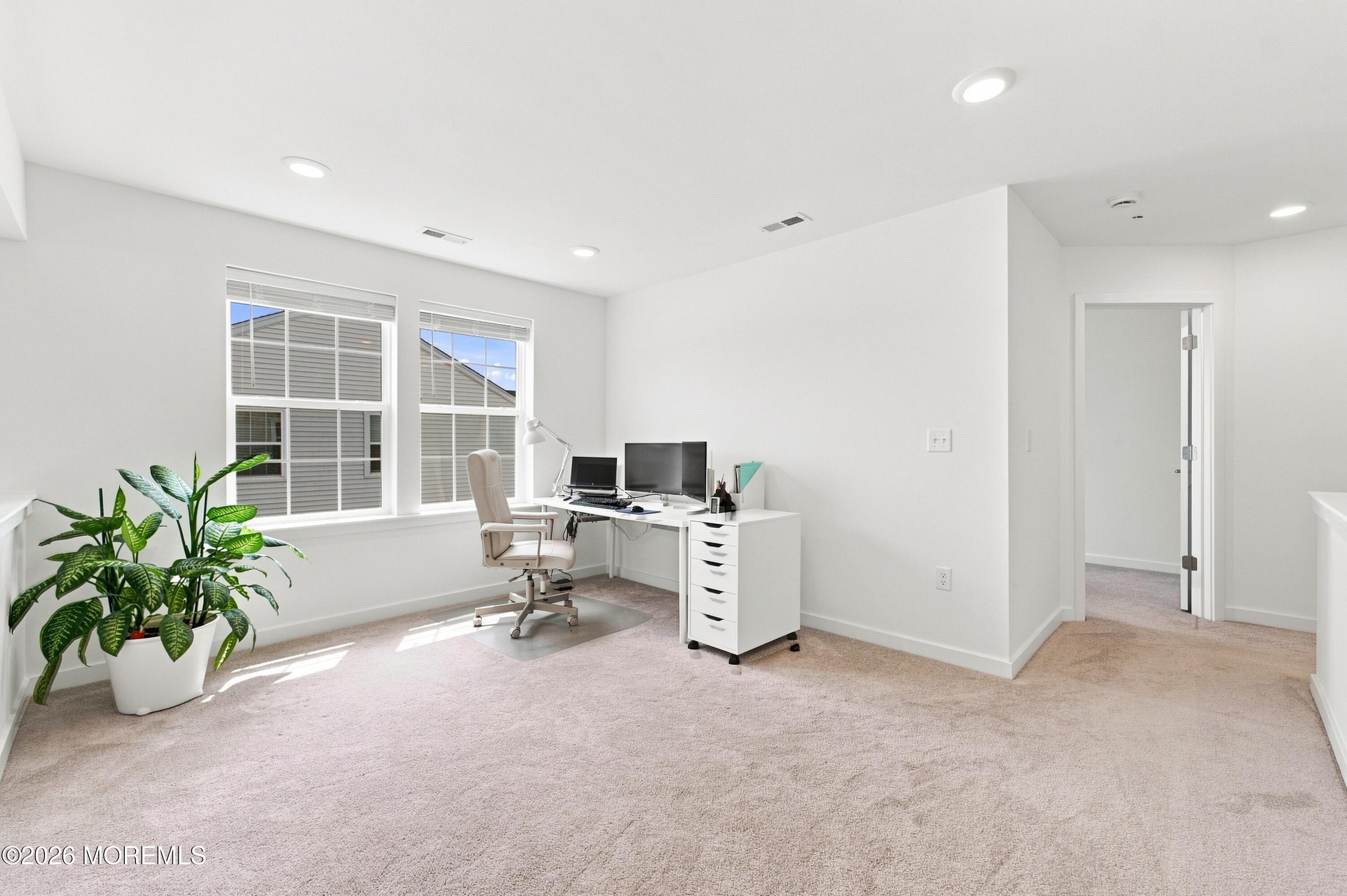 44 Aqueduct Boulevard New Egypt NJ 08533