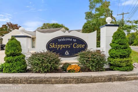 14 Hawkins Way Waretown NJ 08758