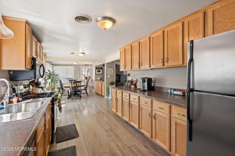 14 Hawkins Way Waretown NJ 08758