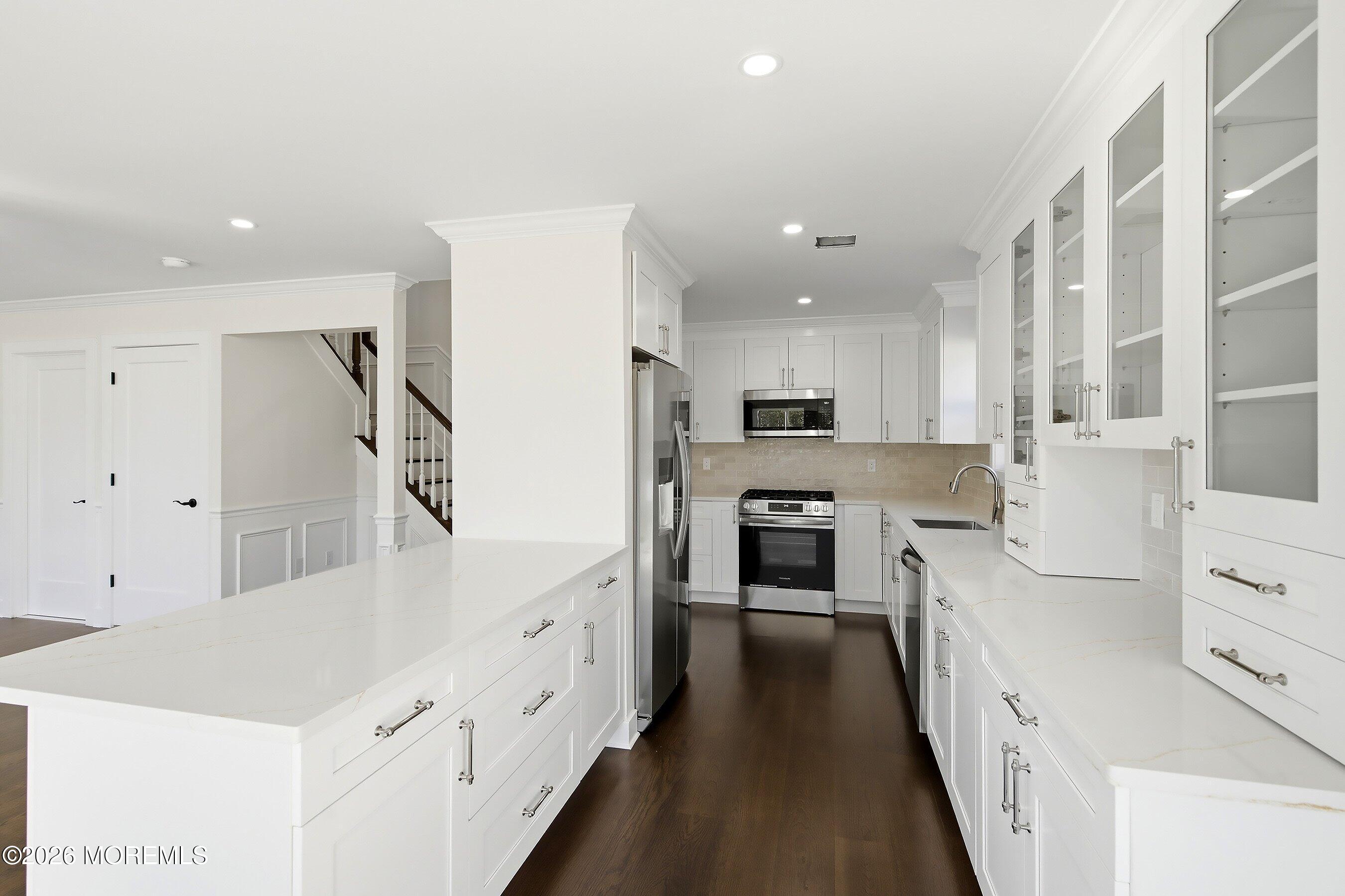 31 Dolphin Circle W Bayville NJ 08721