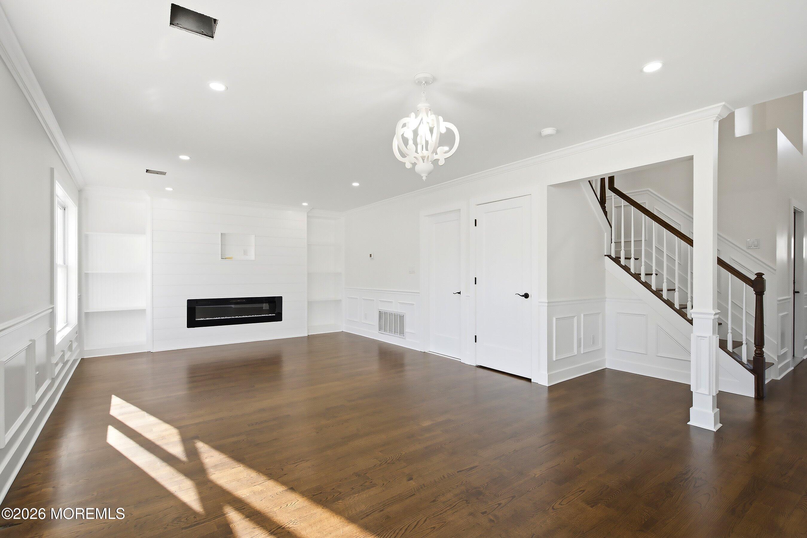 31 Dolphin Circle W Bayville NJ 08721